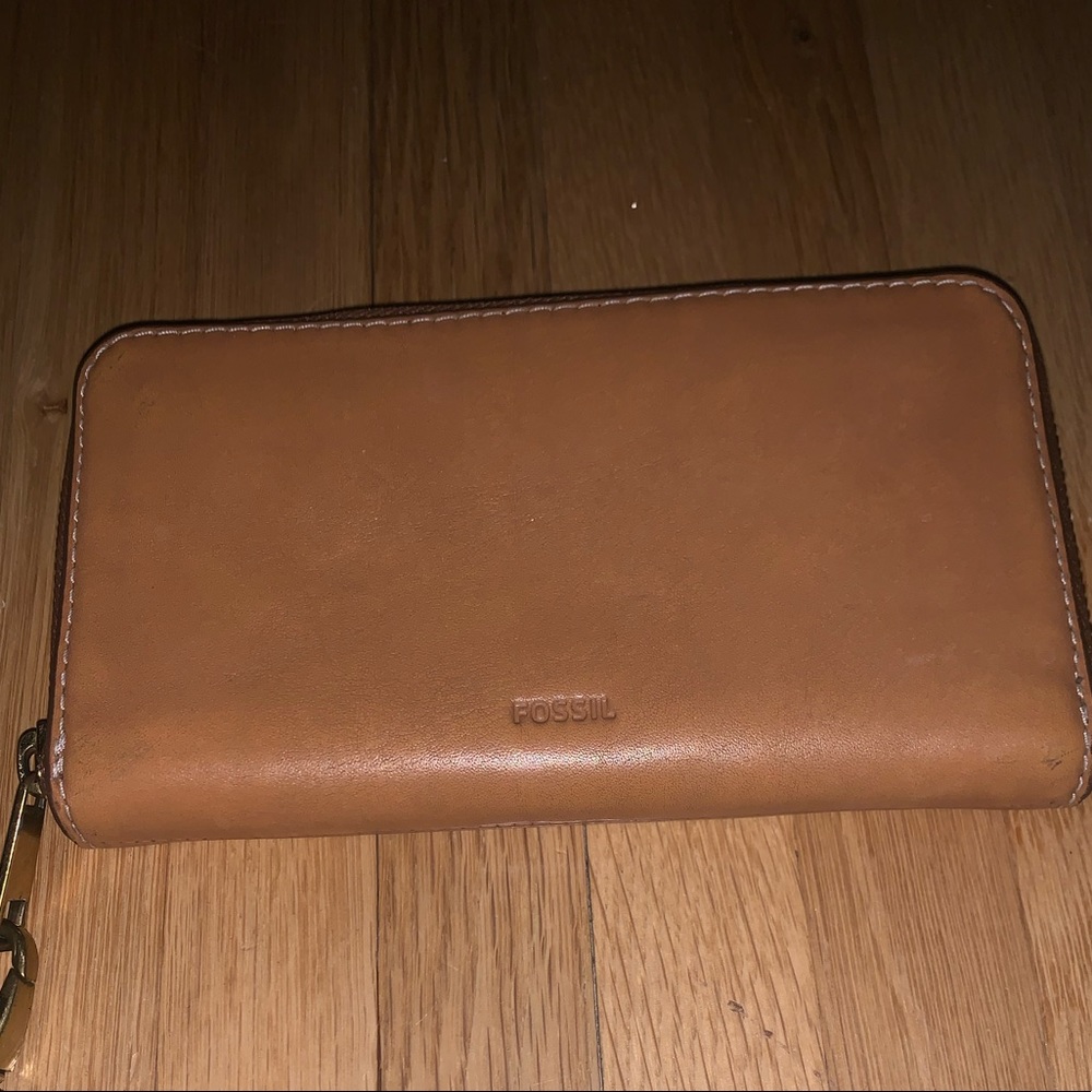 FOSSIL WALLET WRISTLET